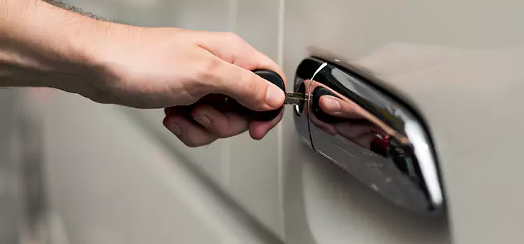 Why Choose Our Auto Locksmith Team in Reynoldsburg, OH?